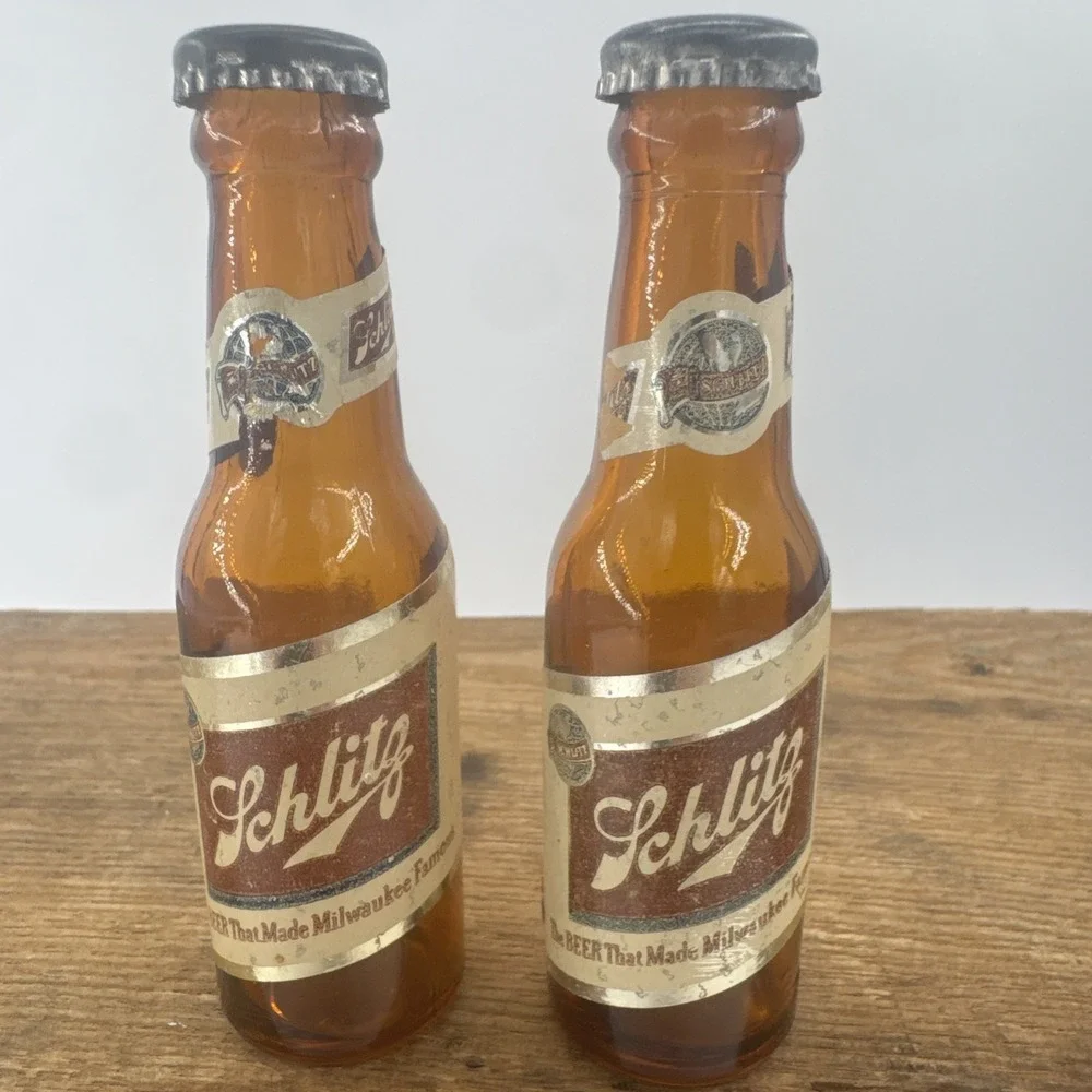 Vintage Schlitz Glass‎ Beer Bottle Salt & Pepper Shakers 4